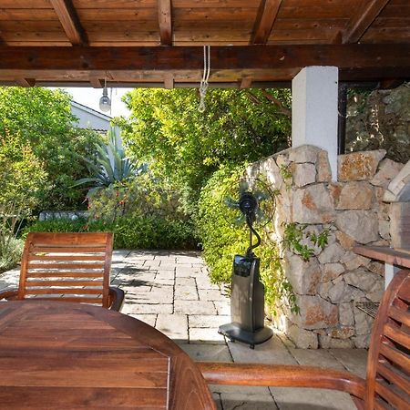 Apartment Portapisana Just 50M From The Beach クルク エクステリア 写真