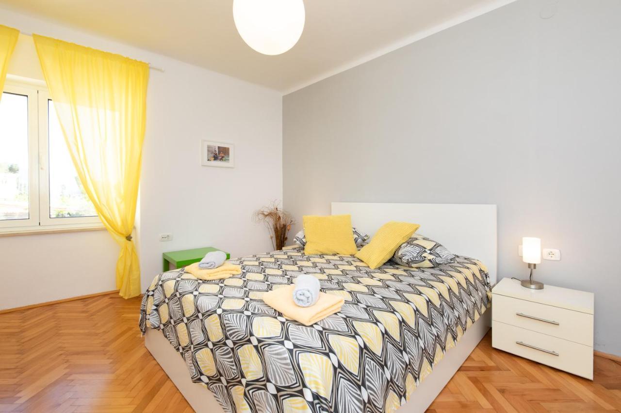 Apartment Portapisana Just 50M From The Beach クルク エクステリア 写真