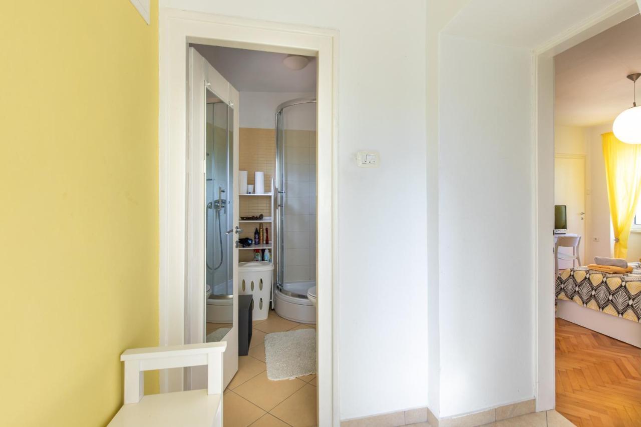 Apartment Portapisana Just 50M From The Beach クルク エクステリア 写真