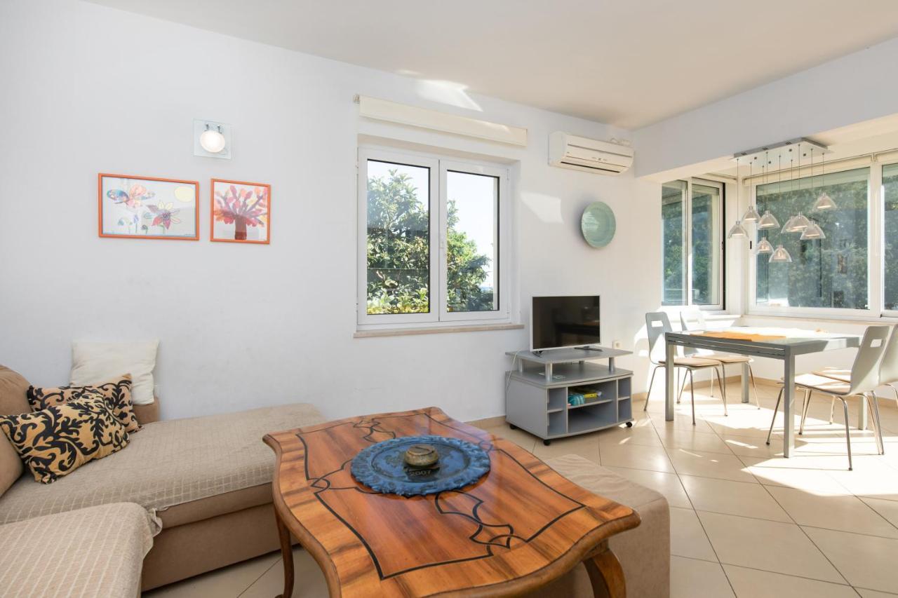 Apartment Portapisana Just 50M From The Beach クルク エクステリア 写真
