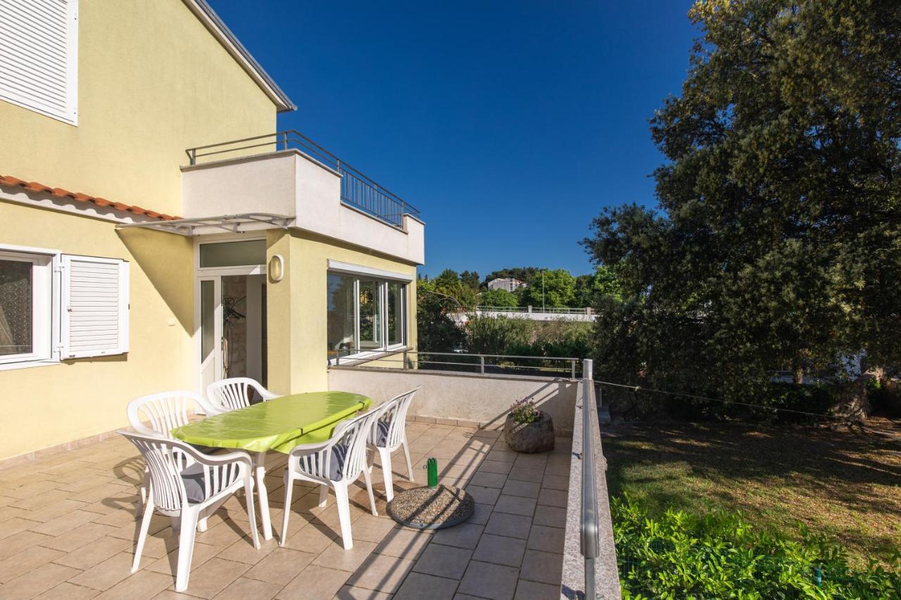 Apartment Portapisana Just 50M From The Beach クルク エクステリア 写真