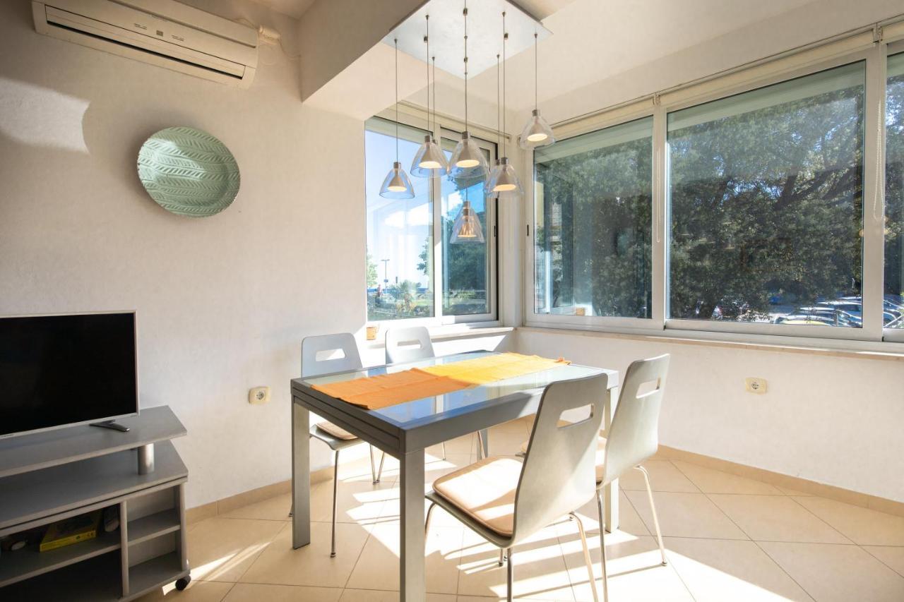 Apartment Portapisana Just 50M From The Beach クルク エクステリア 写真