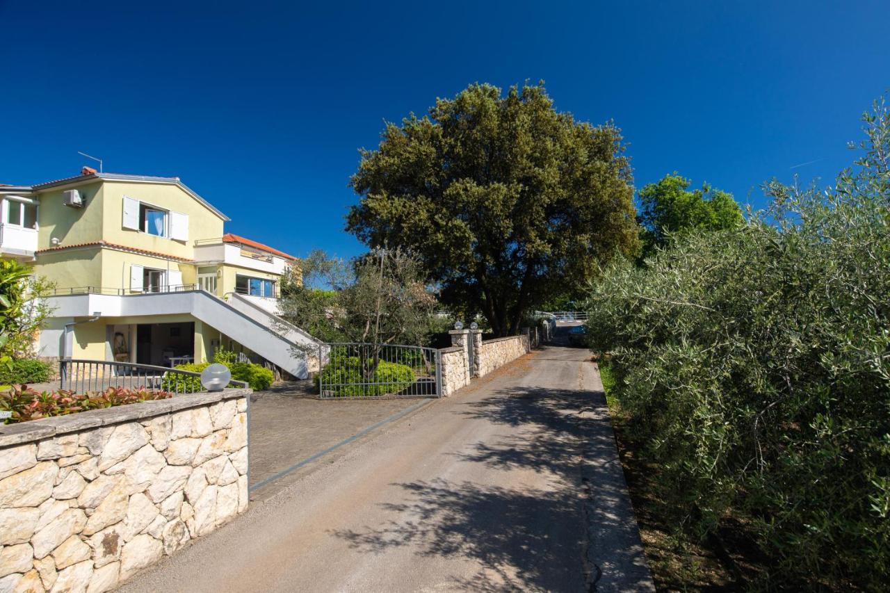 Apartment Portapisana Just 50M From The Beach クルク エクステリア 写真