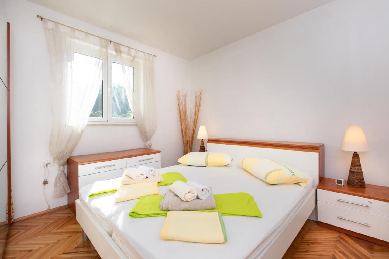 Apartment Portapisana Just 50M From The Beach クルク エクステリア 写真